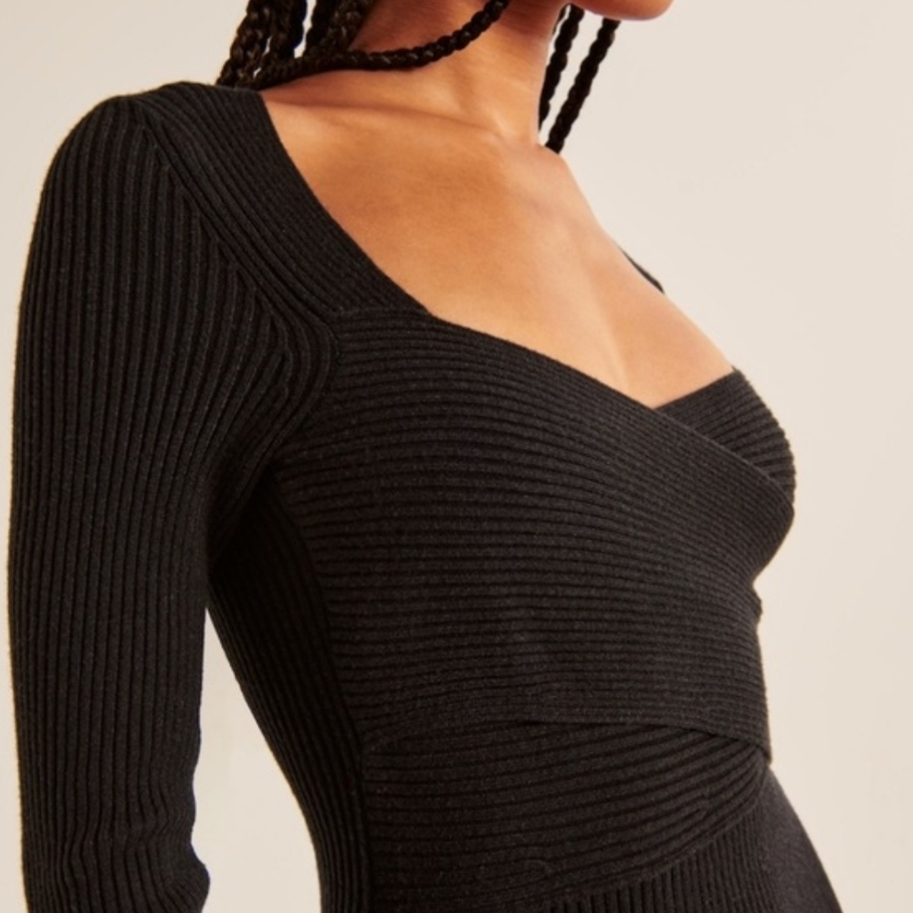 Abercrombie & Fitch Black Ribbed Crossover Front Sweater Mini-Dress, Size Large - Picture 11 of 11